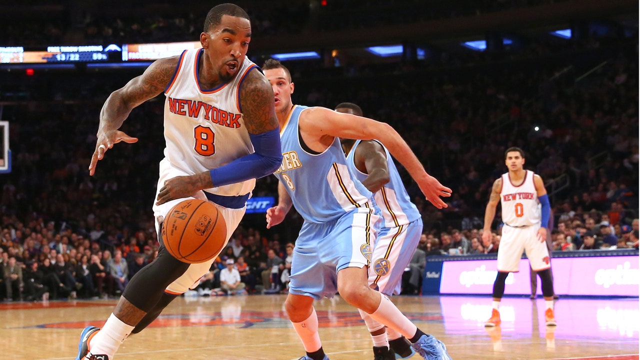 Knicks clamp down on Nuggets to end 7-game losing streak